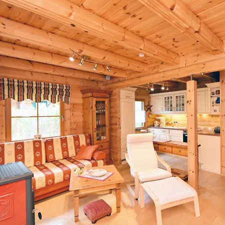 Holiday home Und Waldhaus Ostseeperle